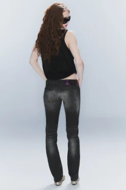 Weekday SLEEZIE LOW WAIST SKINNY STRAIGHT JEANS><noscript><img width=