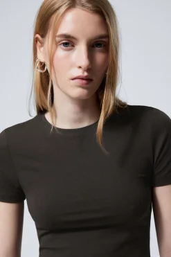 Weekday SLIM FITTED T-SHIRT>Women Basics|T-Shirts