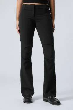 Weekday SLIM LOW WAIST FLARED PLEATED TROUSERS>Women Trousers