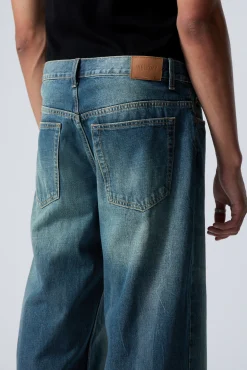 Weekday SPHERE LOW RISE LOOSE STRAIGHT LEG JEANS><noscript><img width=