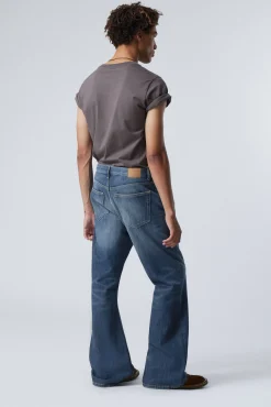 Weekday TIME LOOSE BOOTCUT LEG JEANS><noscript><img width=